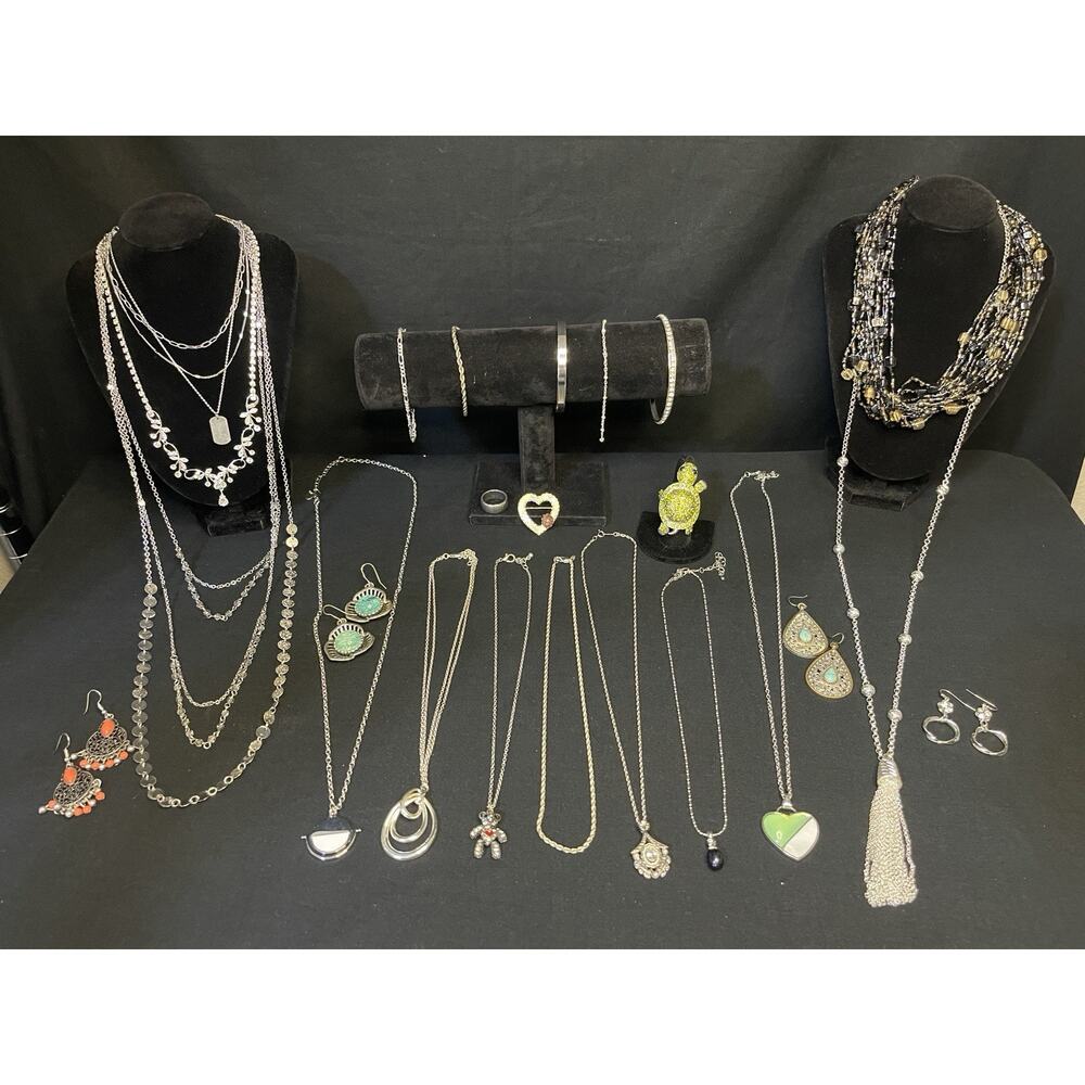 Vintage To Now Estate Lot Silver tone Jewelry Necklace Bracelet Earrings Ring